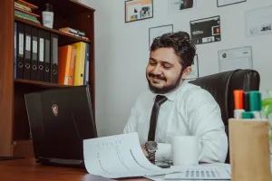 Asertywność menedżera – jak skutecznie komunikować się w zespole?